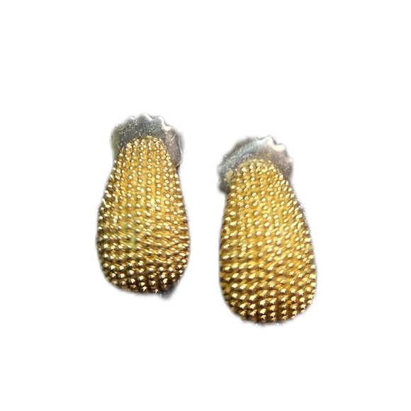 Elle Jewelry - Vintage Ellen Kiam Gold Textured Earrings